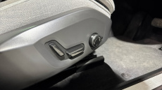 Volvo XC60 2.0 T8 [455] RC PHEV Ultimate Dark 5dr AWD Gtron Estate